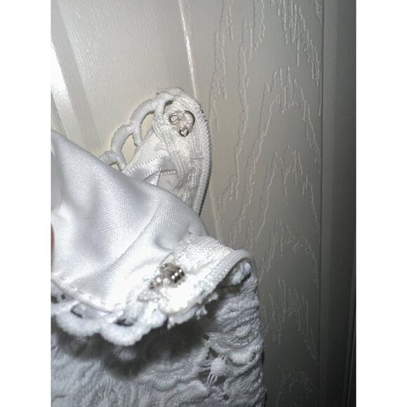 NWT Lulu’s Lace Travel White Floral Crochet Lace Backless Mini Dress Size Large - Picture 16 of 16